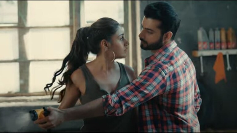 Bepanah Pyaar is out. Fans love Surbhi Chandna and Sharad Malhotra's