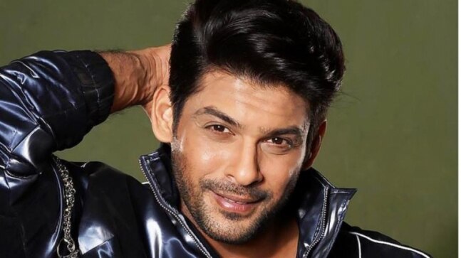 Sidharth Shukla requests teacher to be kind while checking exam papers, Twitter is in love