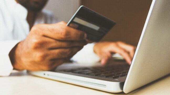 Direct money transfer vs digital payments: Which is safer and better? Pros and cons to know - Vimarsana News