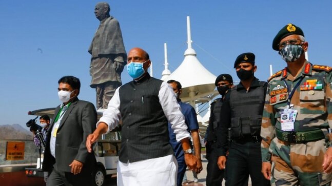 Rajnath Singh praises selfless courage of troops in taking on Chinese army in Ladakh - Vimarsana News