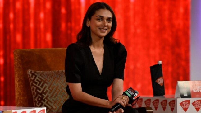Aditi Rao Hydari at Conclave South: People should not strangle an artist's vision - Vimarsana News