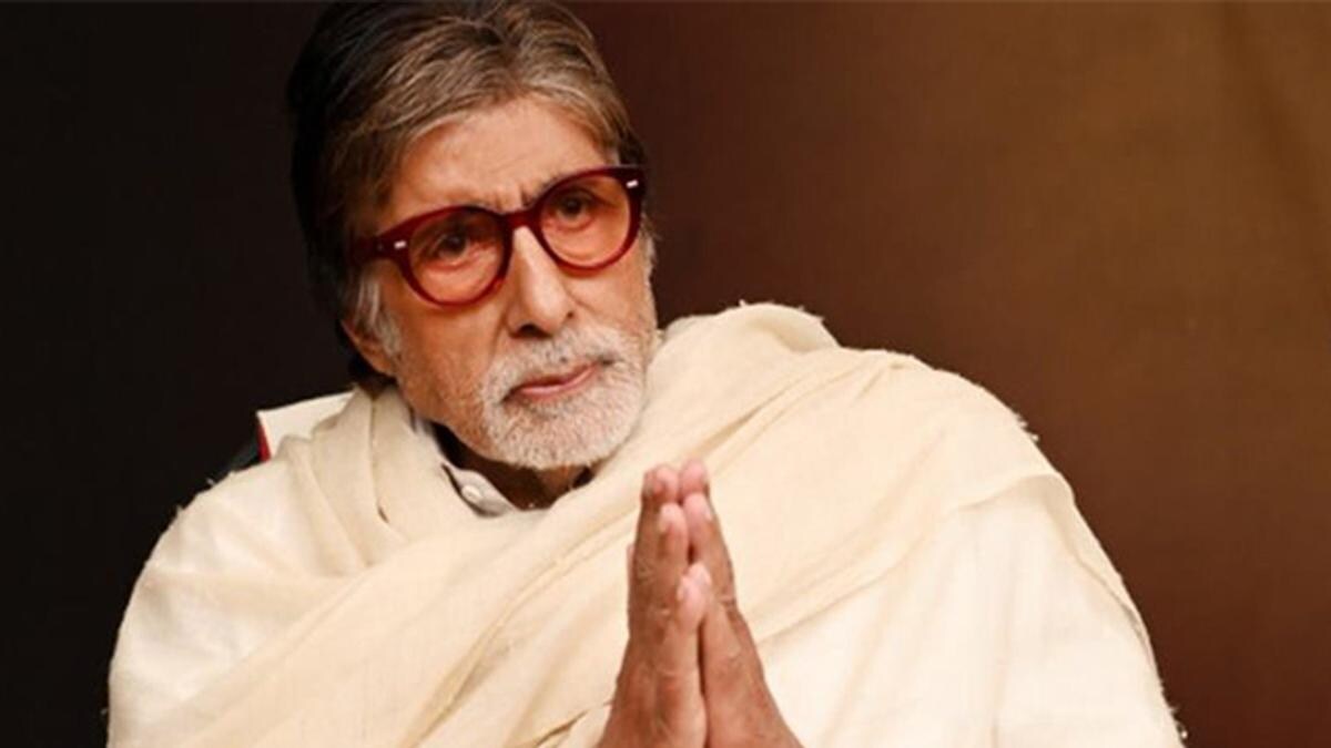 Amitabh Bachchan shares health update after undergoing eye surgery, thanks fans - India Today