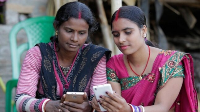 Google Internet Saathi programme turns messiah for unemployed women in rural areas - Vimarsana News