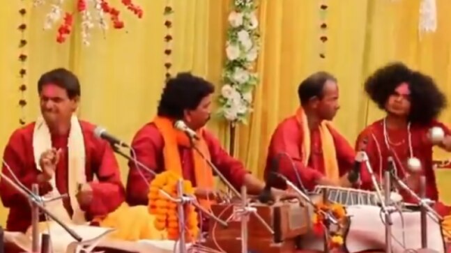 Smriti Irani shares meme on funny viral video of musicians performing enthusiastically