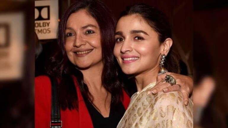 Alia Bhatt Gets A Special Birthday Wish From Pooja Bhatt Says She Makes Them Proud Movies News