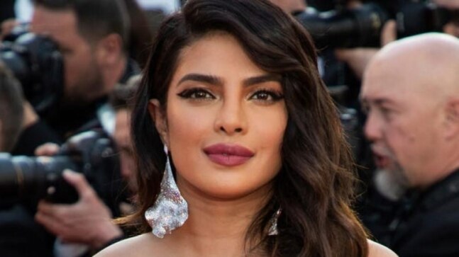Priyanka Chopra says she's aware of Islam as her father sang in a mosque, gets trolled