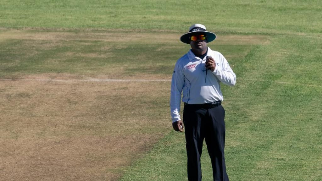 Hope Nitin Menon gets the best umpire award for 2021: Dinesh Karthik, Aakash Chopra in awe of Indian umpire