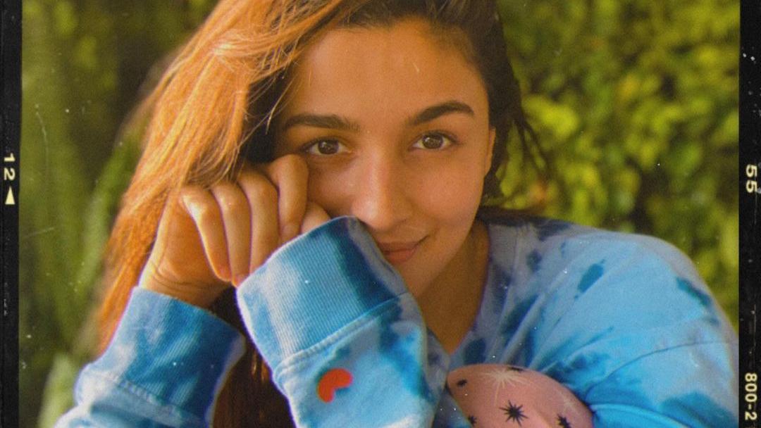 Alia Bhatt tests Covid negative, shares new photo