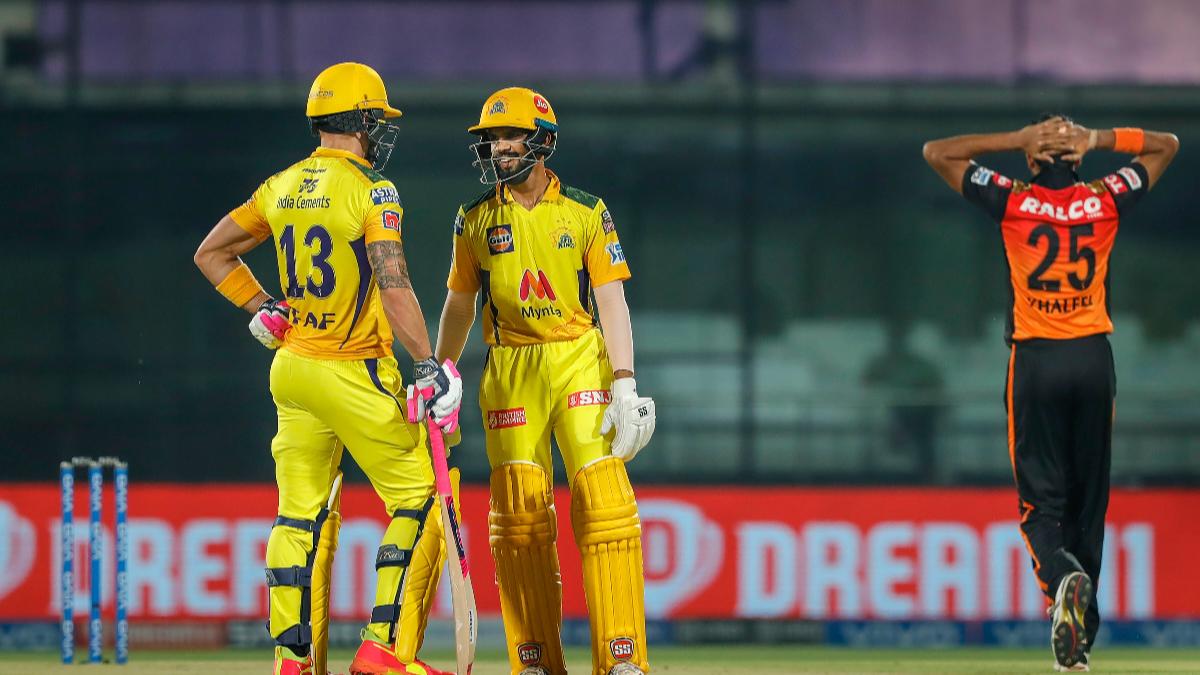 IPL 2021: Faf du Plessis, Ruturaj Gaikwad help CSK gun down 172, hammer SRH to regain top spot