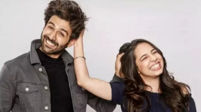 Kartik Aaryan wishes sister on birthday, calls her his April fool