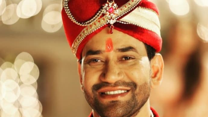 Bhojpuri actor Nirahua and two crew members test Covid positive