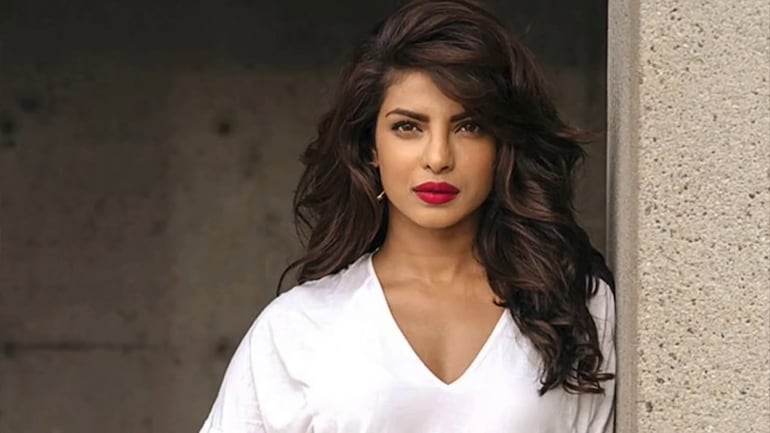 Priyanka Chopra urges fans to donate for India's Covid crisis, says my country is bleeding - Movies News