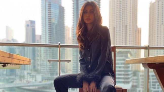 Mouni Roy in Rs 15k all-black lounge set looks oh-so-stunning. See pics