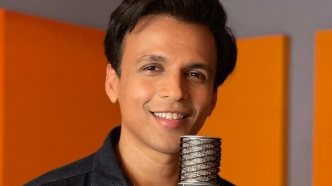 Indian Idol 1 winner Abhijeet Sawant blasts show for selling poverty, tragic stories