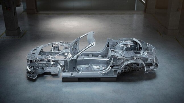 Upcoming Mercedes-AMG SL to get completely new bodyshell