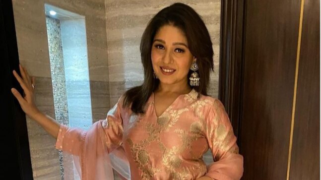 After Amit Kumar, Sunidhi Chauhan reveals she was told to praise Indian Idol contestants