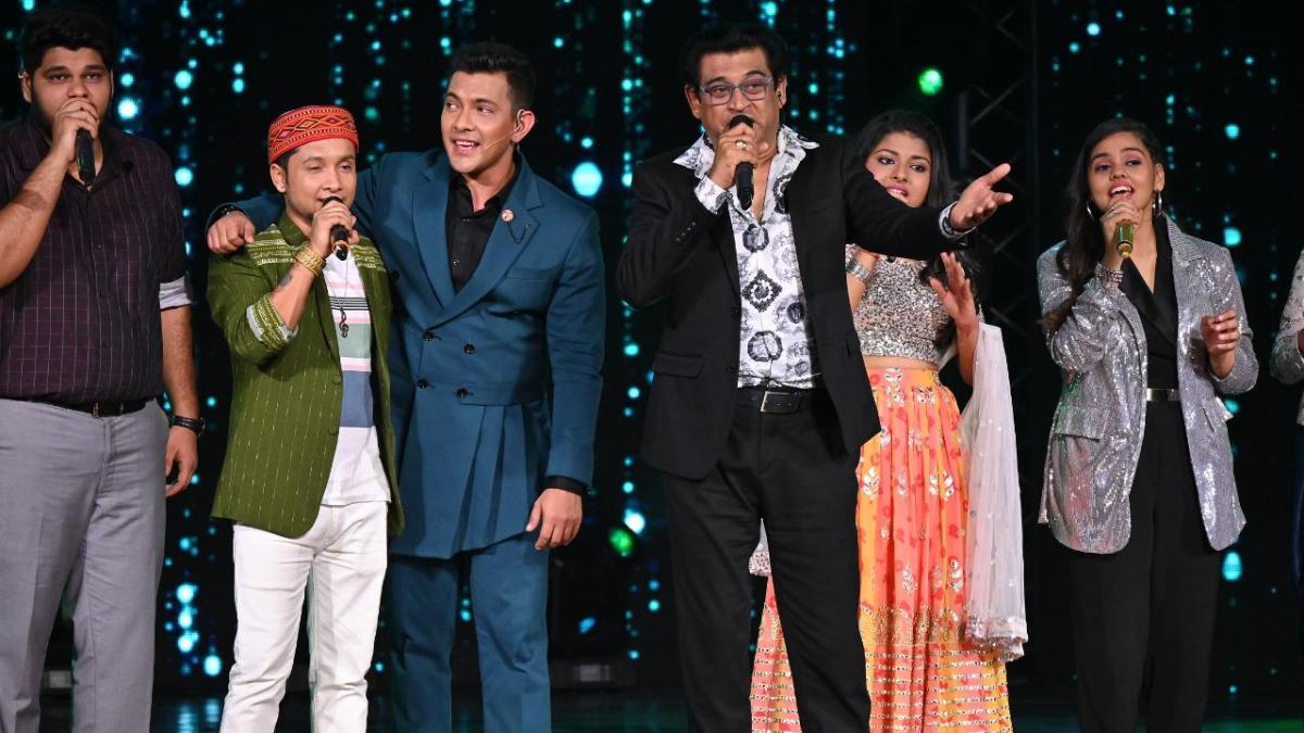 Amit Kumar didn't enjoy Indian Idol 12 Kishore Kumar special, was asked to praise everyone - Television News