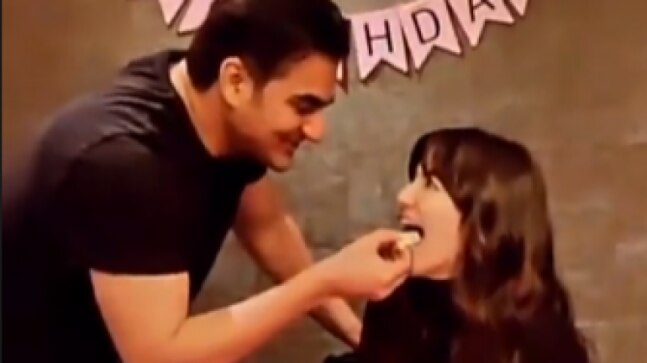 Giorgia Andriani cuts birthday cake with Arbaaz Khan. Watch video