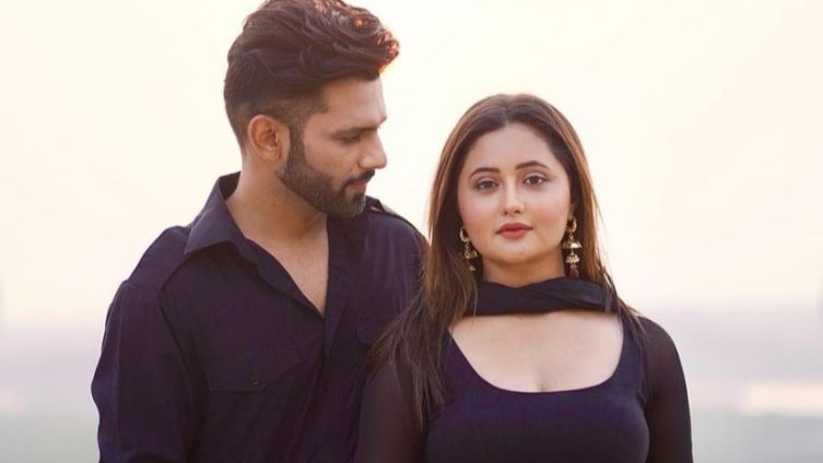 Rahul Vaidya shares his experience of working with Rashami Desai on Kinna Sona video