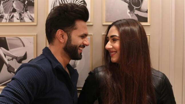 Post Khatron Ke Khiladi 11, Rahul Vaidya gets a back massage from Disha Parmar