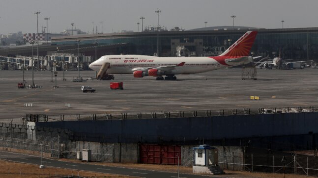 India extends ban on international flights till July 31