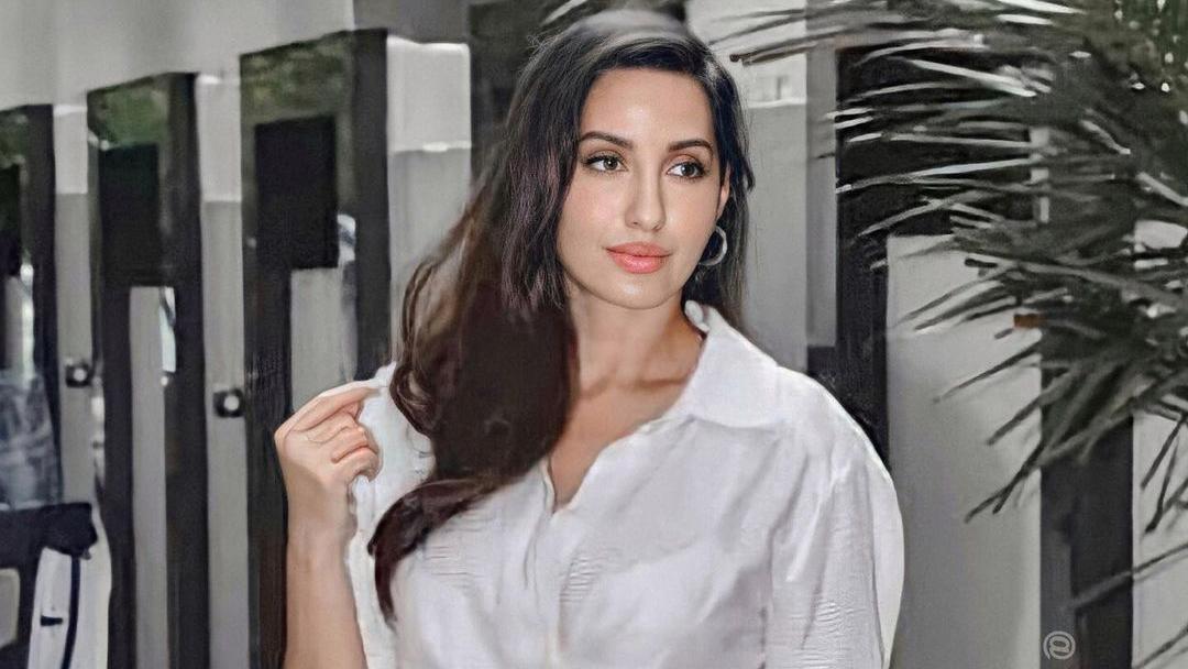 Haye Garmi 🥵 🔥!!! Nora fatehi looking super hot when she snapped