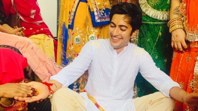 Pandya Store actor Akshay Kharodia all set to marry girlfriend Divya on June 19