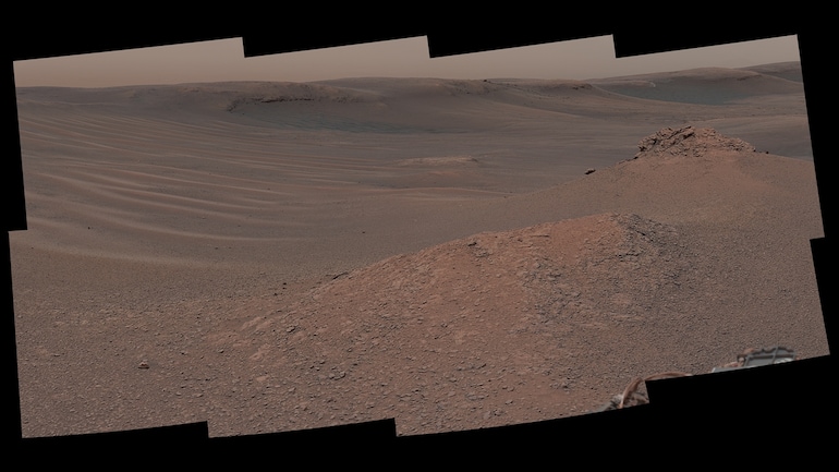 The Mast Camera (Mastcam) on NASA's Curiosity Mars rover captured this mosaic as it explored the "clay-bearing unit" on Feb. 3, 2019 (Sol 2309). (Photo: JPL) The Mast Camera (Mastcam) on NASA's Curiosity Mars rover captured this mosaic as it explored the "clay-bearing unit" on Feb. 3, 2019 (Sol 2309). (Photo: JPL)