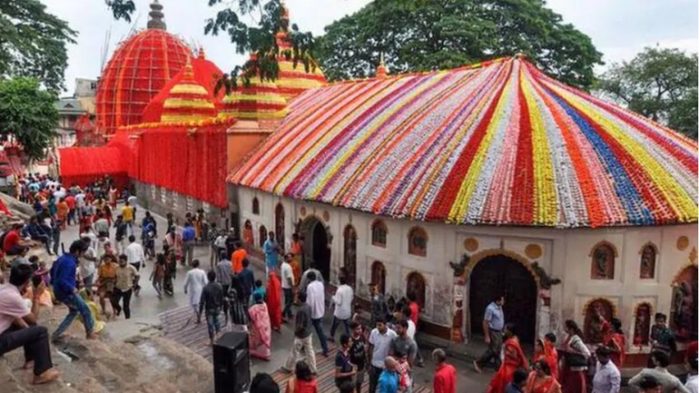 দুবছৰৰ পিছত পুনৰ ভক্ত আৰু ভগৱানৰ মিলন ঘটিব মা কামাখ্যা দেৱালয়ত, ২২ জুনৰ পৰা অনুষ্ঠিত হব অম্বুবাচী মেলা 3 Assam: Ambubachi Mela at Kamakhya temple called off due to Covid-19 - Coronavirus Outbreak News