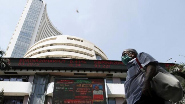 Sensex, Nifty end flat as energy gains offset losses in financials