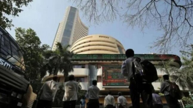 Sensex, Nifty leap to new highs; Asian Paints top gainer