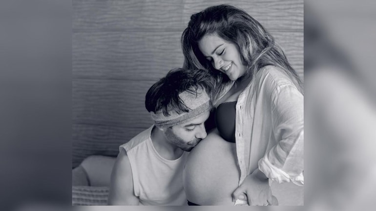 Aparshakti Khurana and wife Aakriti expecting first child, announce with loved-up pic - Movies News