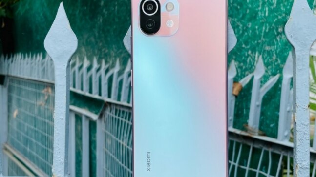 Mi 11 Lite review in five points: Is slim and light enough?