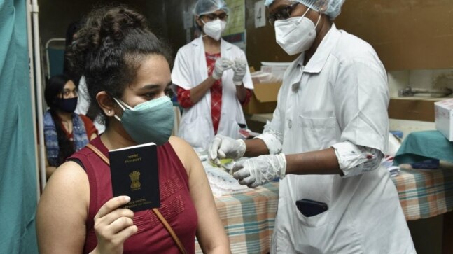 Odisha begins vaccination drive for students bound for overseas studies - Vimarsana News