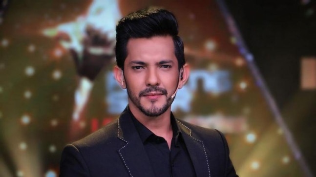 Indian Idol 12 host Aditya Narayan to take a break from hosting in 2022