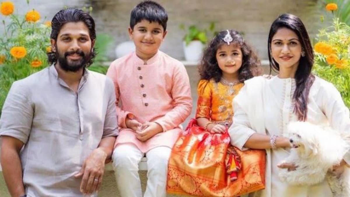 This is how Allu Arjun spent his Friday night with kids Ayaan and ...