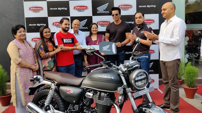 Honda bigwing deals dealership