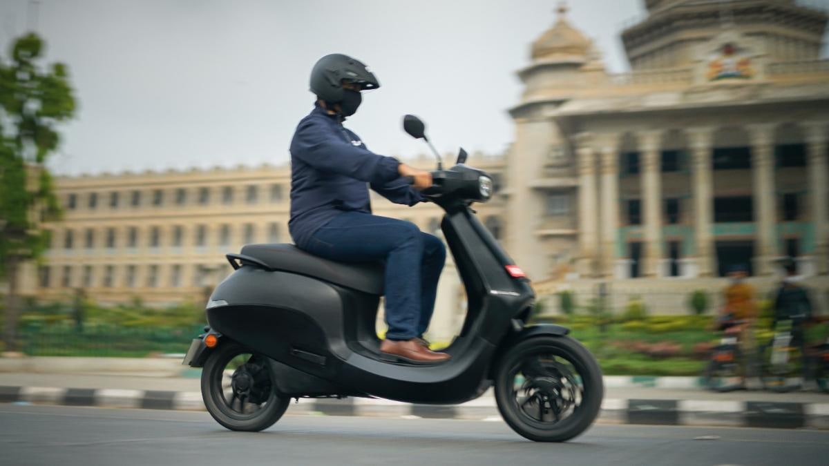 Ola Electric Scooter Price To Start At Rs 85 000 Report The Week