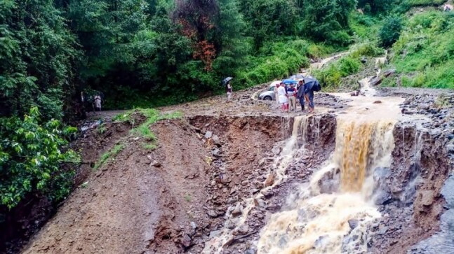 9 dead, 7 missing after parts of Himachal Pradesh witness flash floods