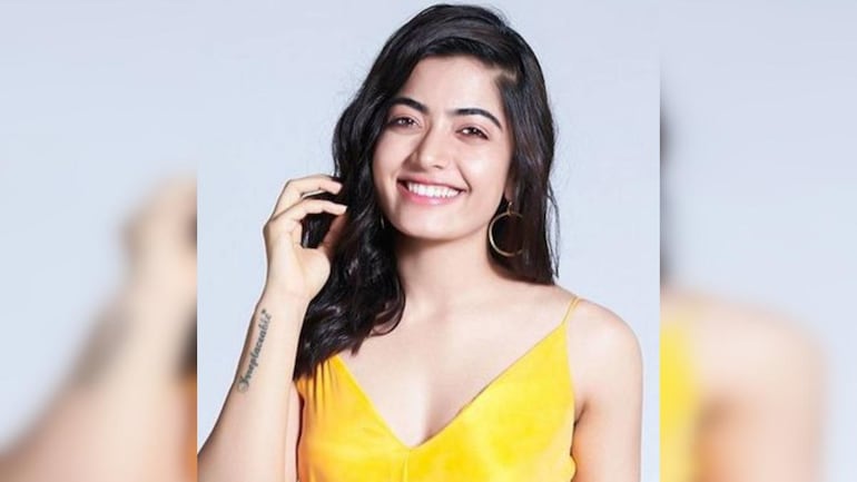 Rashmika Mandanna ( Actress) Wiki, Biography, Age, Height, Weight, Boyfriend, Net Worth, Facts Rashmika Mandanna gets trolled for forgetting her mask. Netizens call it 'overacting' - Movies News