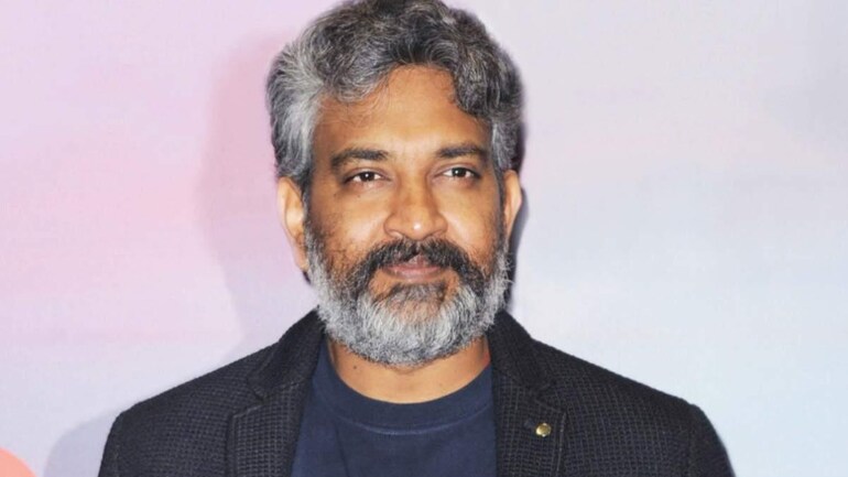 RRR director SS Rajamouli complains of lack of proper facilities at Delhi airport. Read full post - Movies News