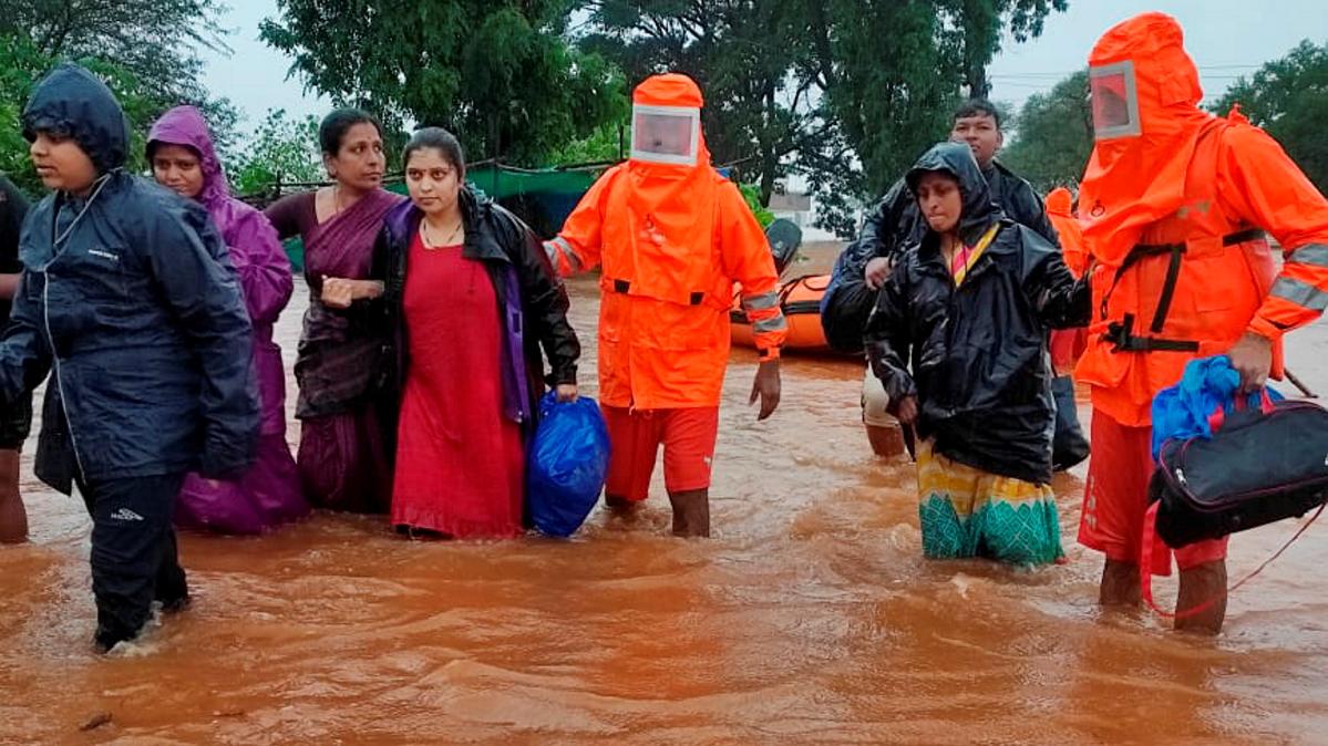 136 dead, over 84,000 evacuated as rains batter Maharashtra; IMD issues red alert for 6 districts - India News