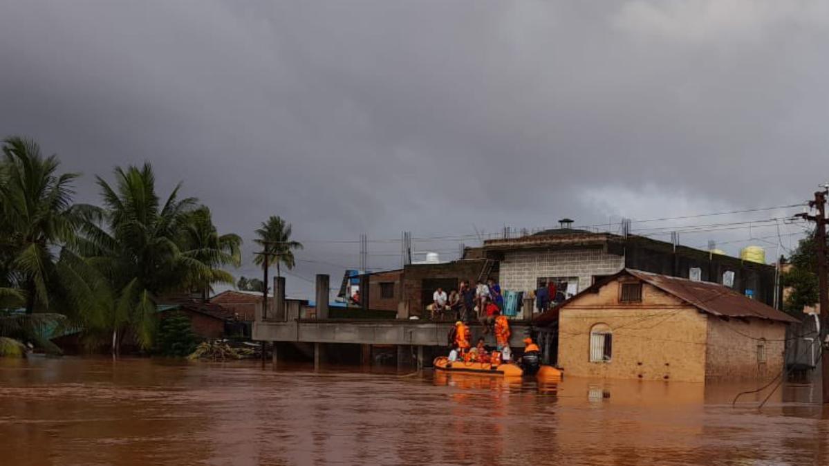 136 dead, over 84,000 evacuated as rains batter Maharashtra; IMD issues red alert for 6 districts - India News