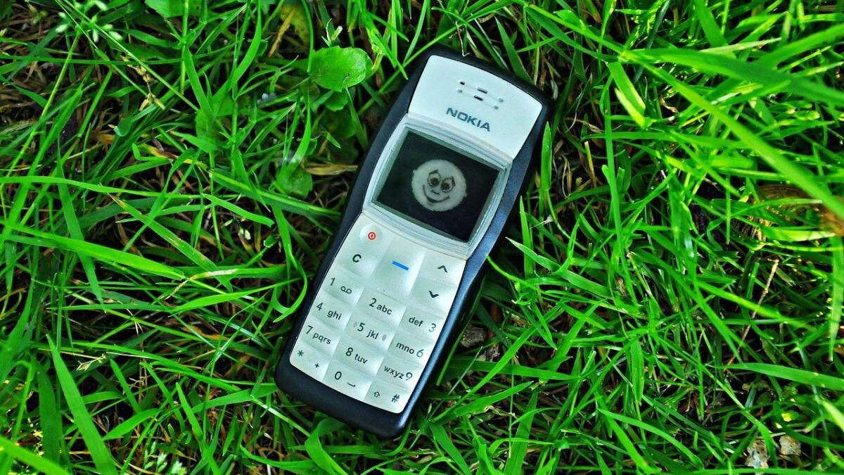Pegasus Spyware Should You Pick Old Nokia For Privacy It Is A Joke So Don T Take It Seriously Technology News Brick Phone 2022