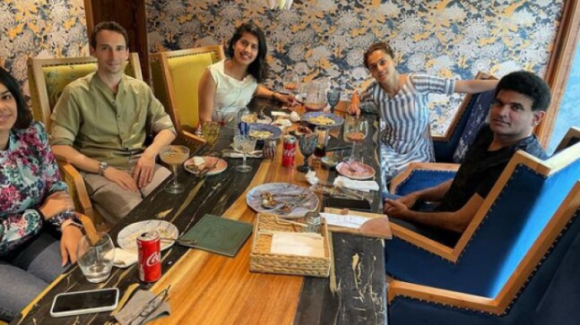 Taapsee Pannu and boyfriend Mathias Boe step out for lunch on his birthday. See pic