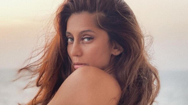 Anusha Dandekar rubbishes rumours about participating in Bigg Boss OTT. Watch