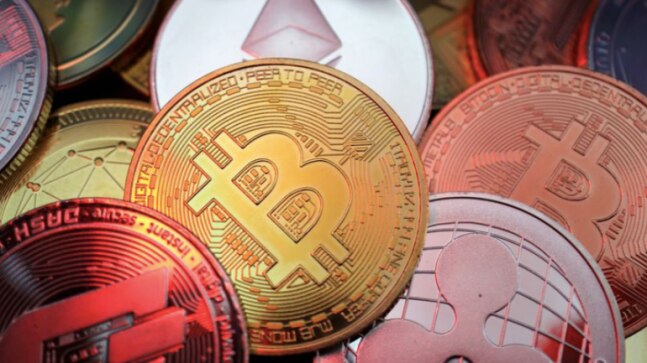 Cryptocurrency prices today: Bitcoin, Ether fall as virtual coins struggle for support