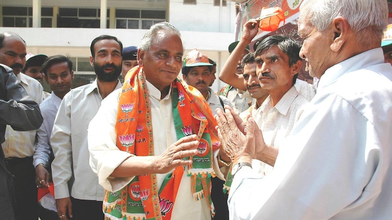 Kalyan Singh passes away: The stalwart's achievements and a brief of his cremation ceremony held in Dibai How tussle with Atal Bihari Vajpayee cost Kalyan Singh dearly - India News