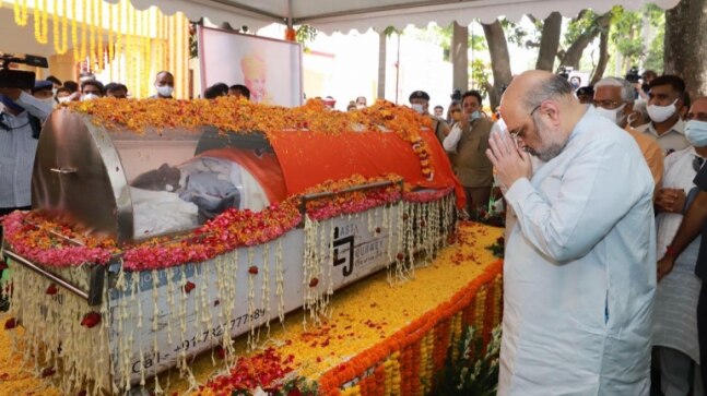 Former UP CM Kalyan Singh laid to rest with full state honours, top leaders attend funeral