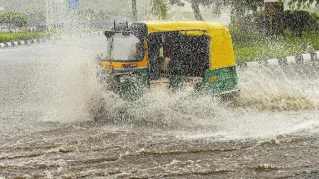Weather Updates LIVE: IMD predicts heavy rainfall for north India; downpour to continue in Maharashtra and Gujarat - Vimarsana News